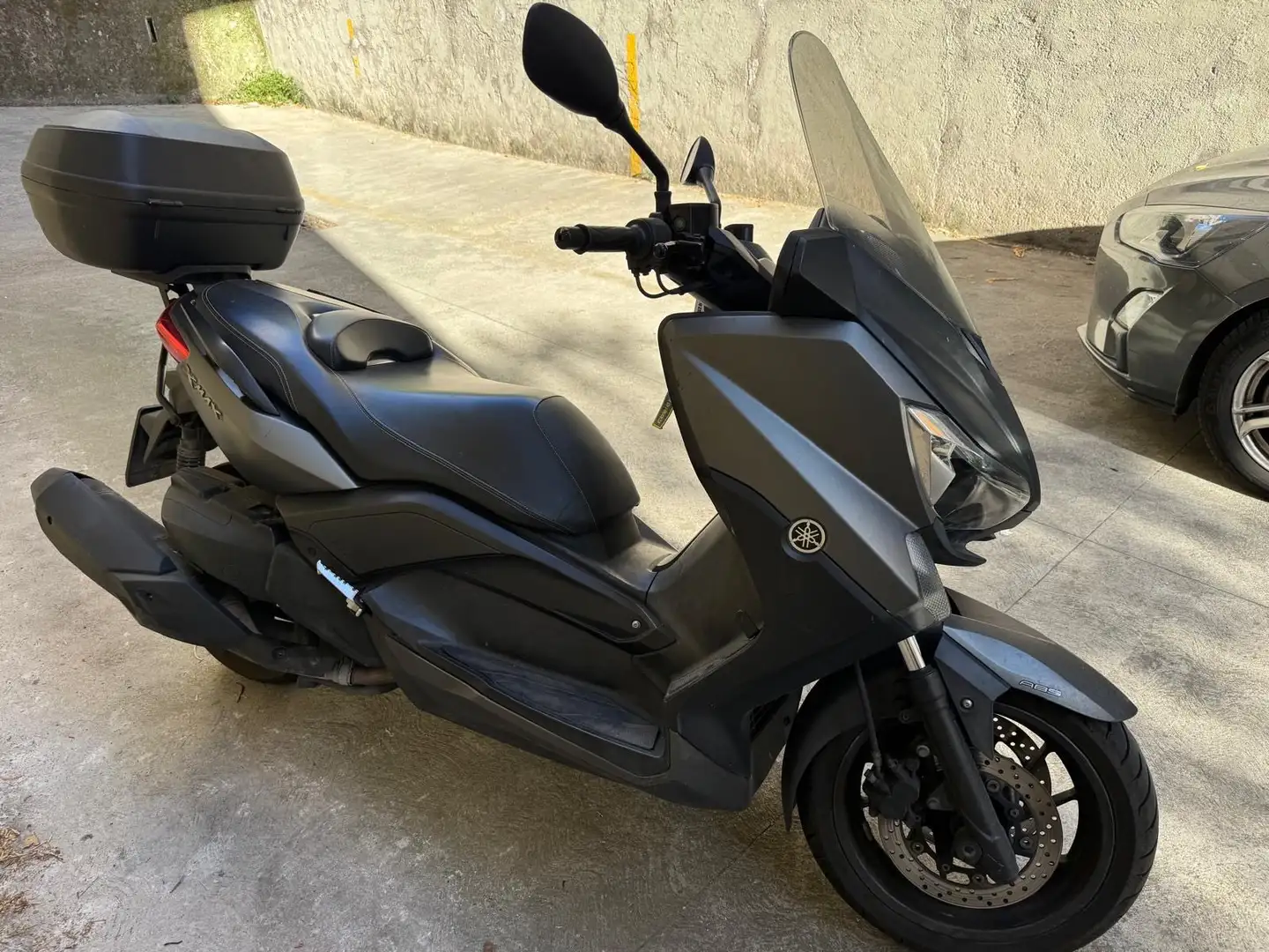 Yamaha X-Max 400 - 2