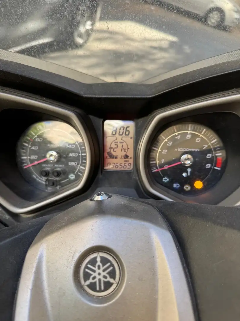 Yamaha X-Max 400 - 1