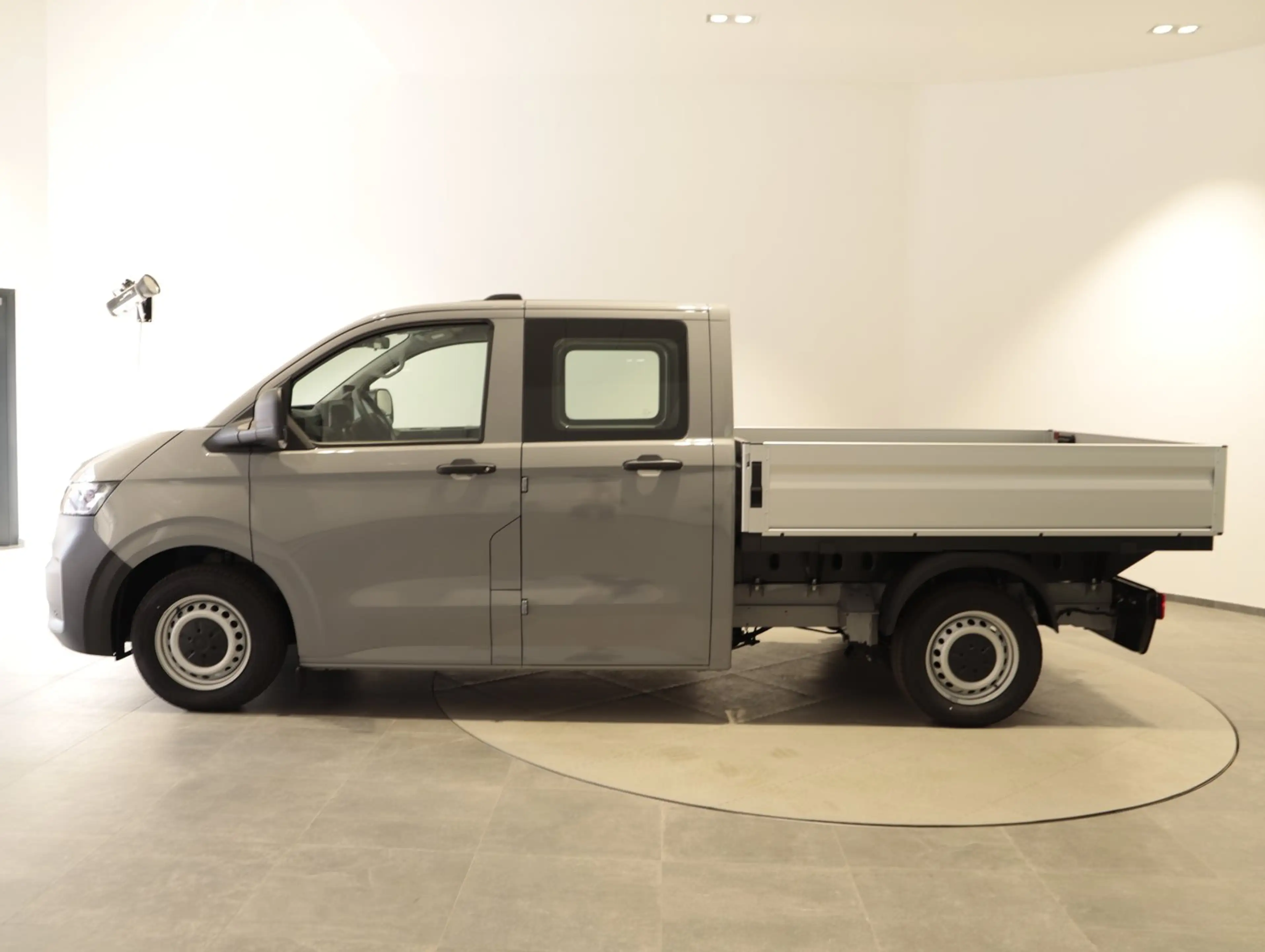 Volkswagen Transporter Doka-Pritsche TDI 4MOTION — photo 8