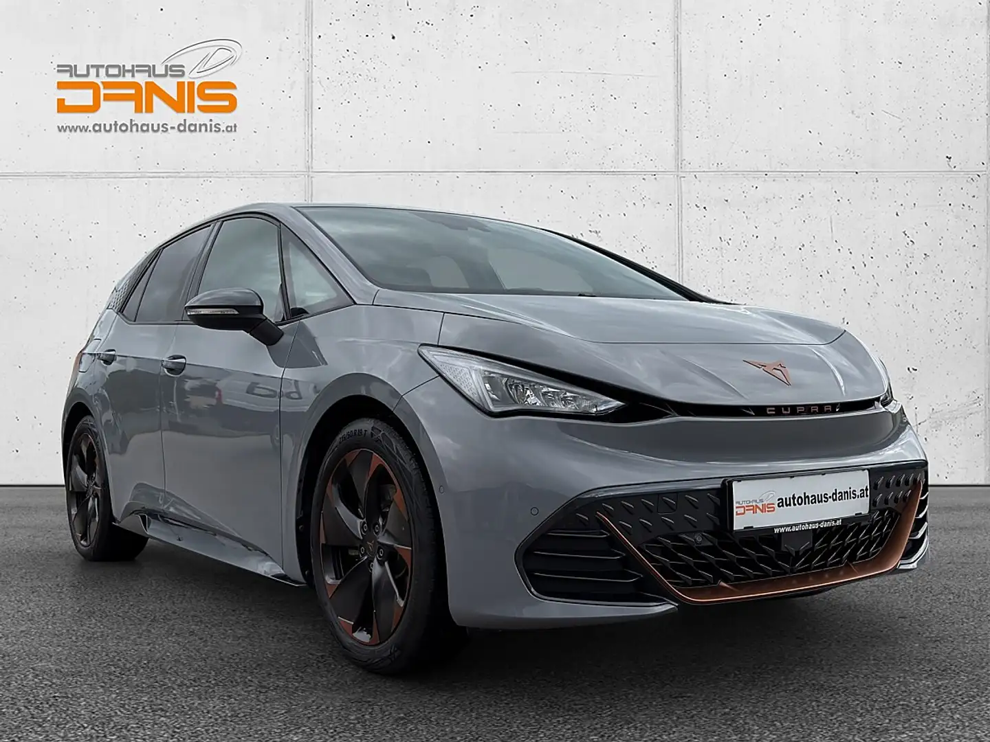 CUPRA Born 58kWh Wärmepumpe/NAVI/ACC/KAMERA/Kessy/19" Grau - 2