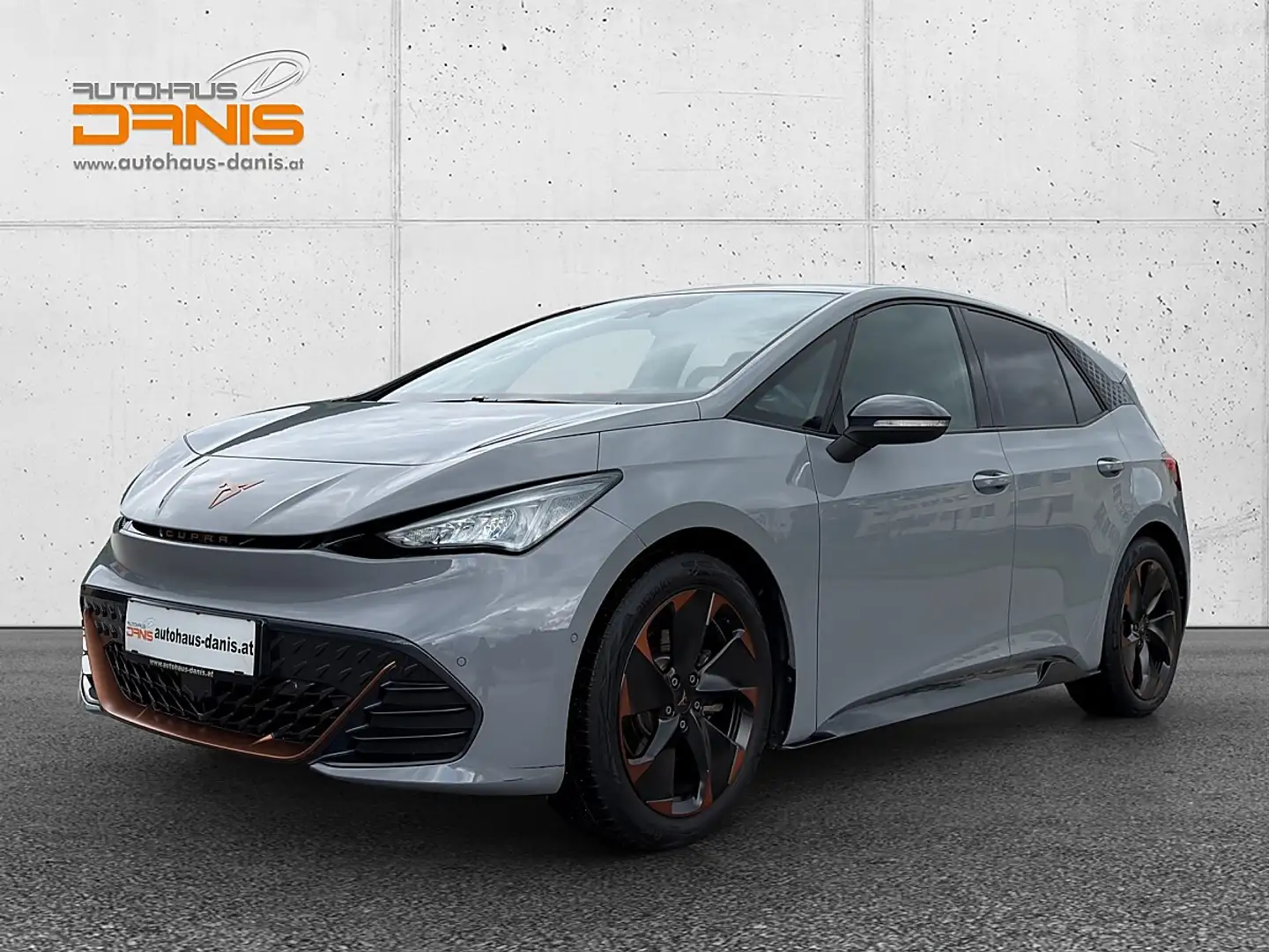 CUPRA Born 58kWh Wärmepumpe/NAVI/ACC/KAMERA/Kessy/19" Grau - 1