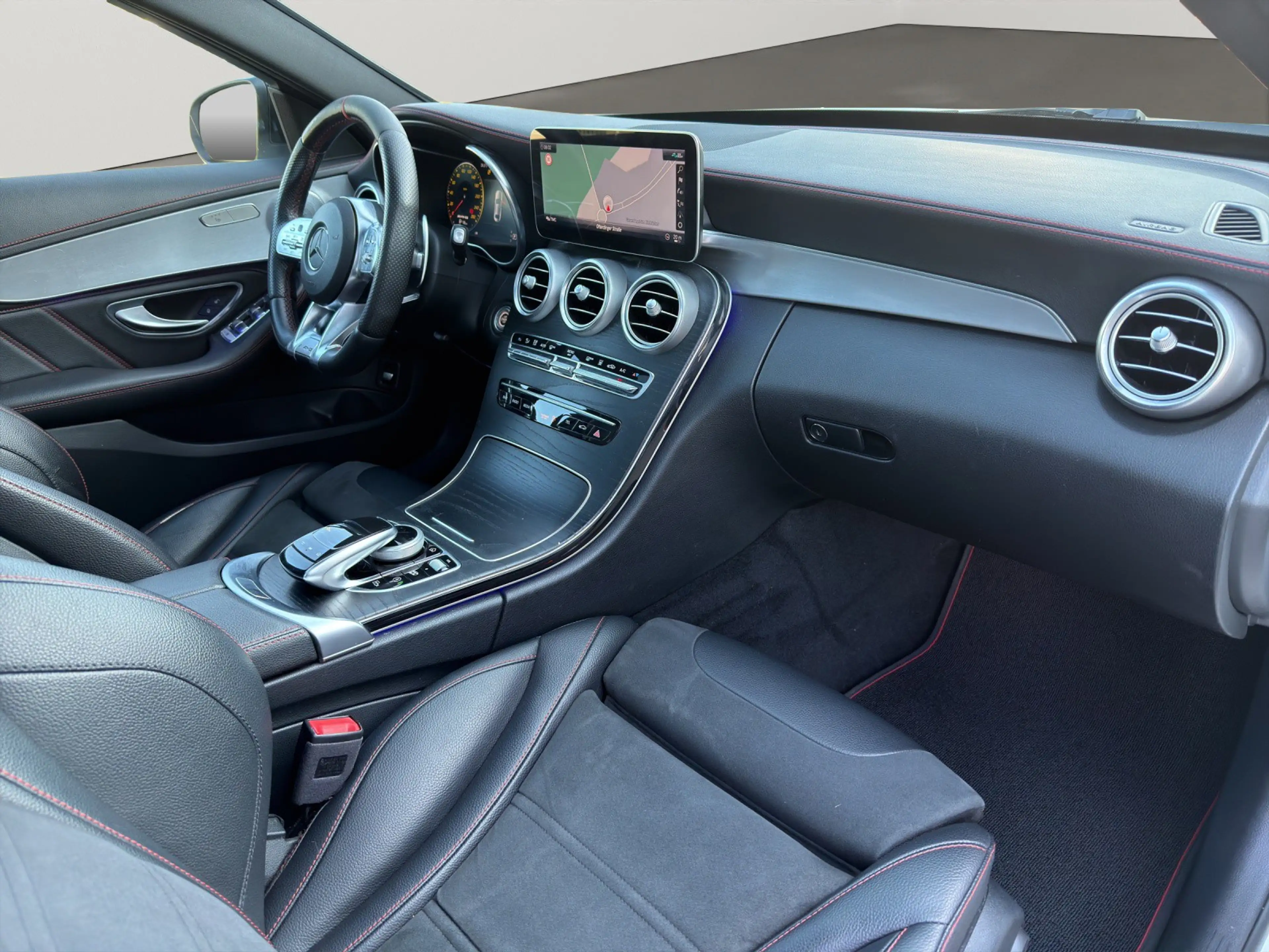 Mercedes-Benz C 43 AMG PANO/BURMESTER/NAVI/STH/LEDER/RFK — photo 10