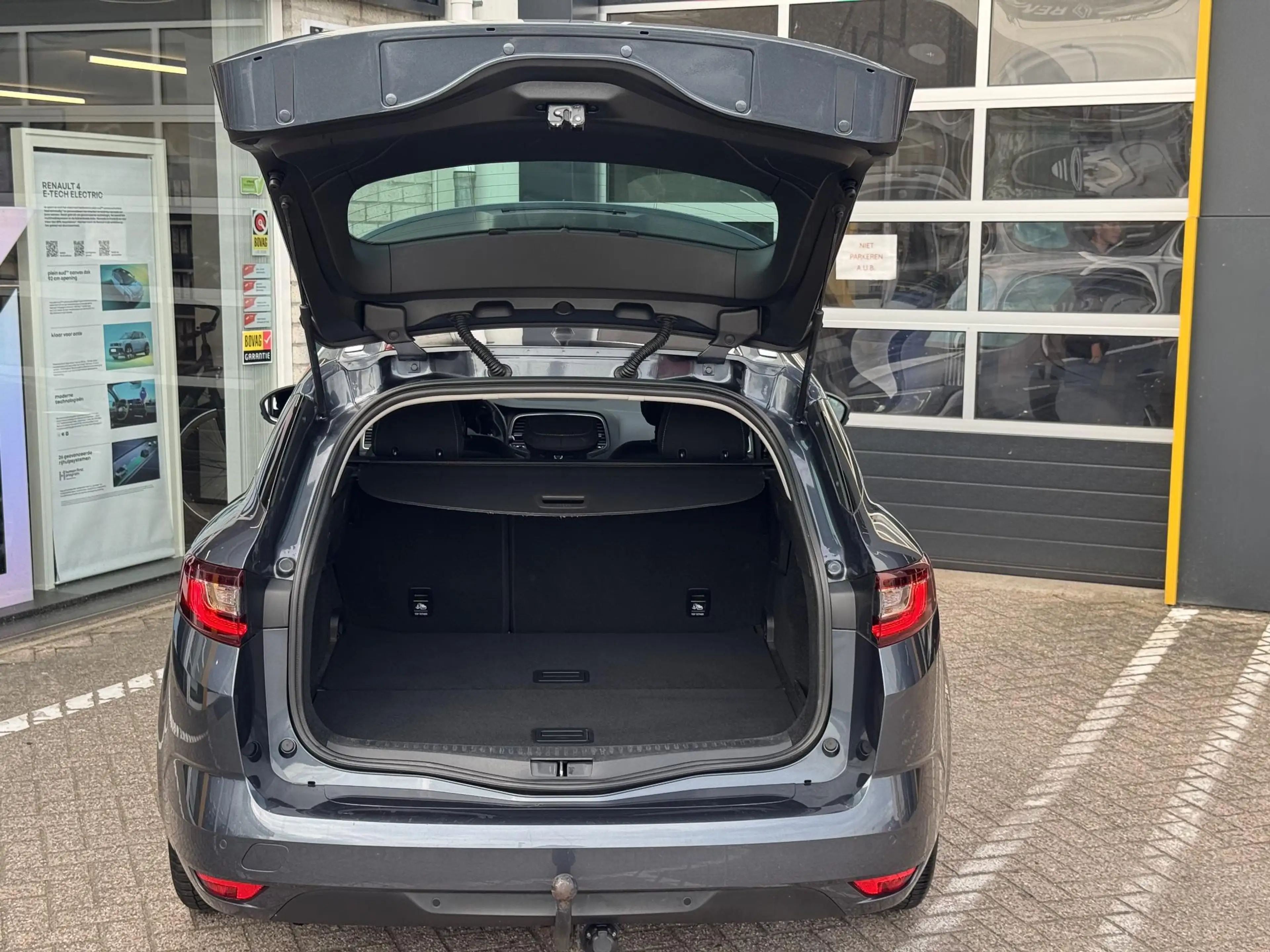 Renault Megane Estate 1.3 TCe Limited | NAP | Trekhaak | Limited — photo 9