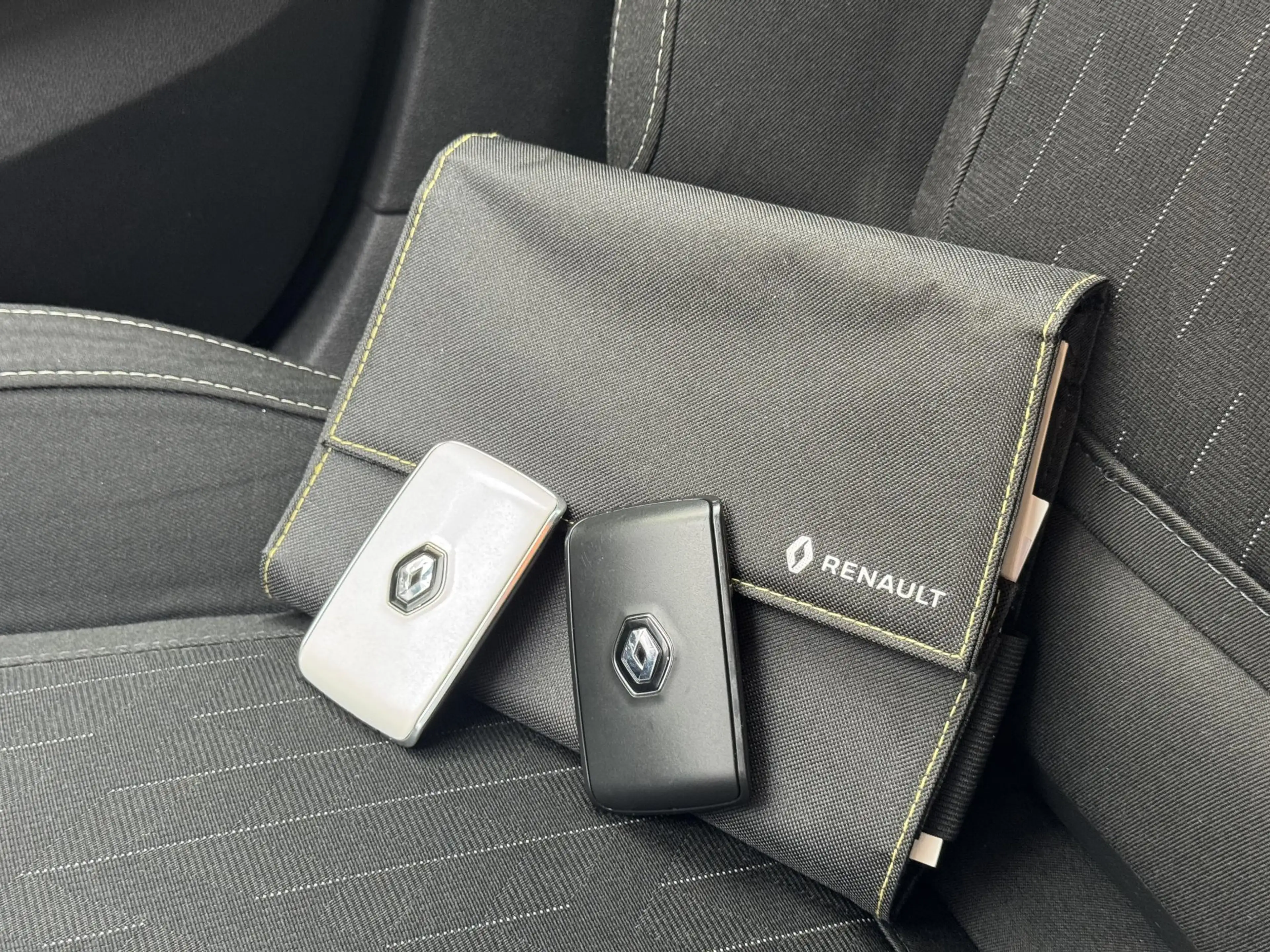 Renault Megane Estate 1.3 TCe Limited | NAP | Trekhaak | Limited — photo 12