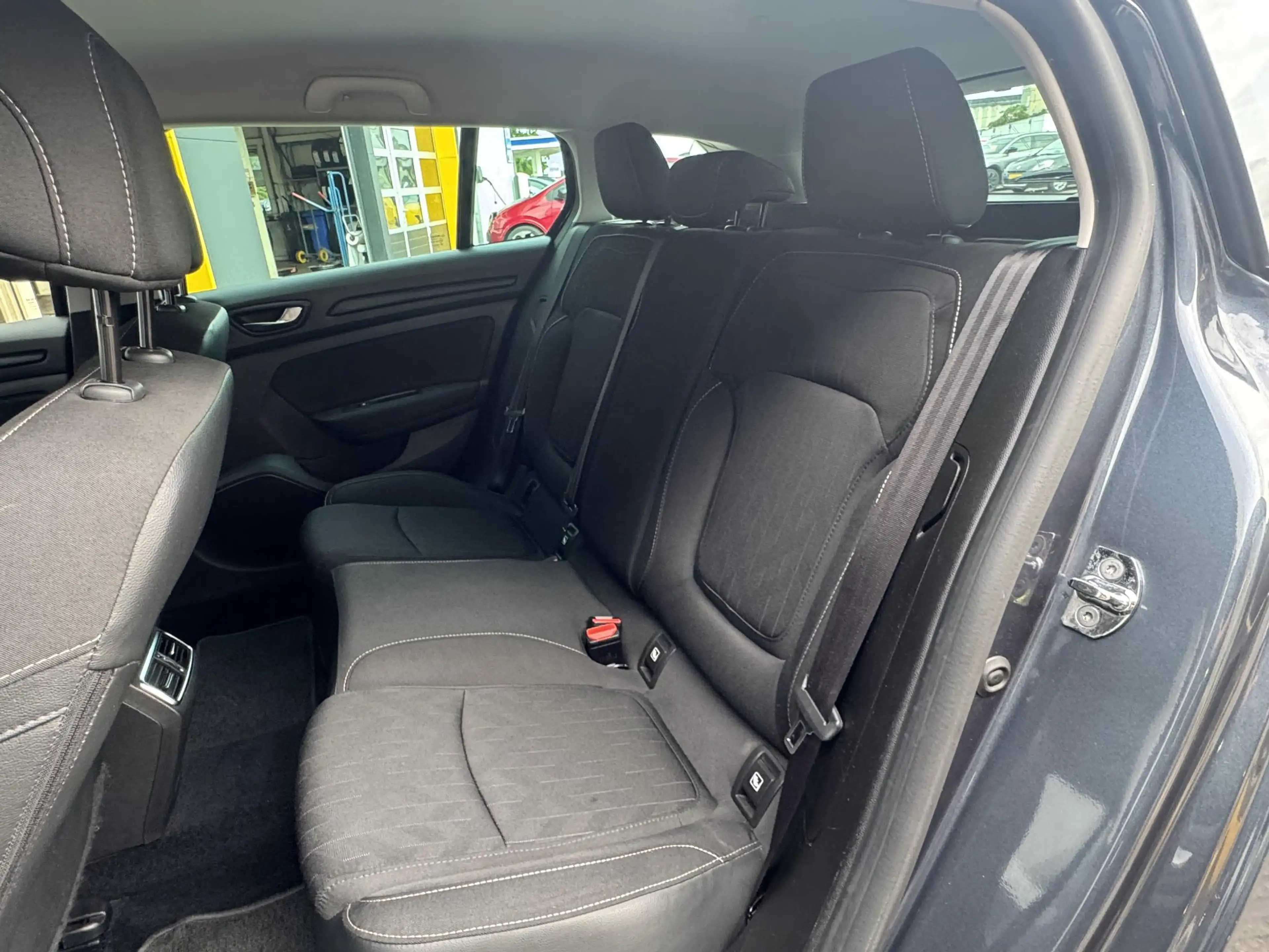 Renault Megane Estate 1.3 TCe Limited | NAP | Trekhaak | Limited — photo 8