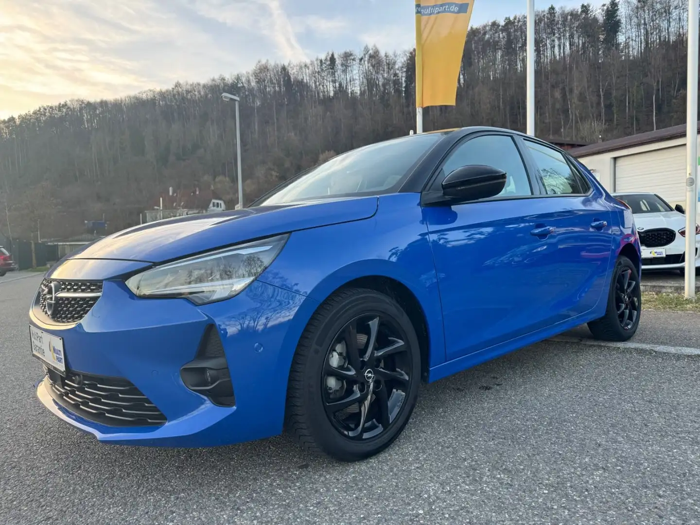 Opel Corsa F GS Line Blau - 1