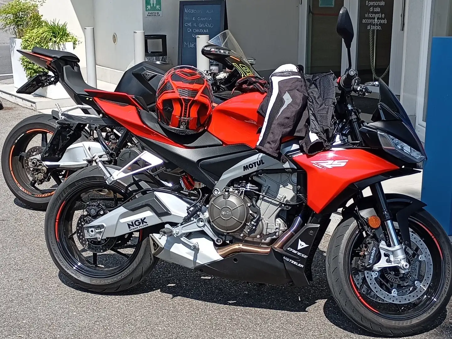 Aprilia Tuono RS 660 Roşu - 2