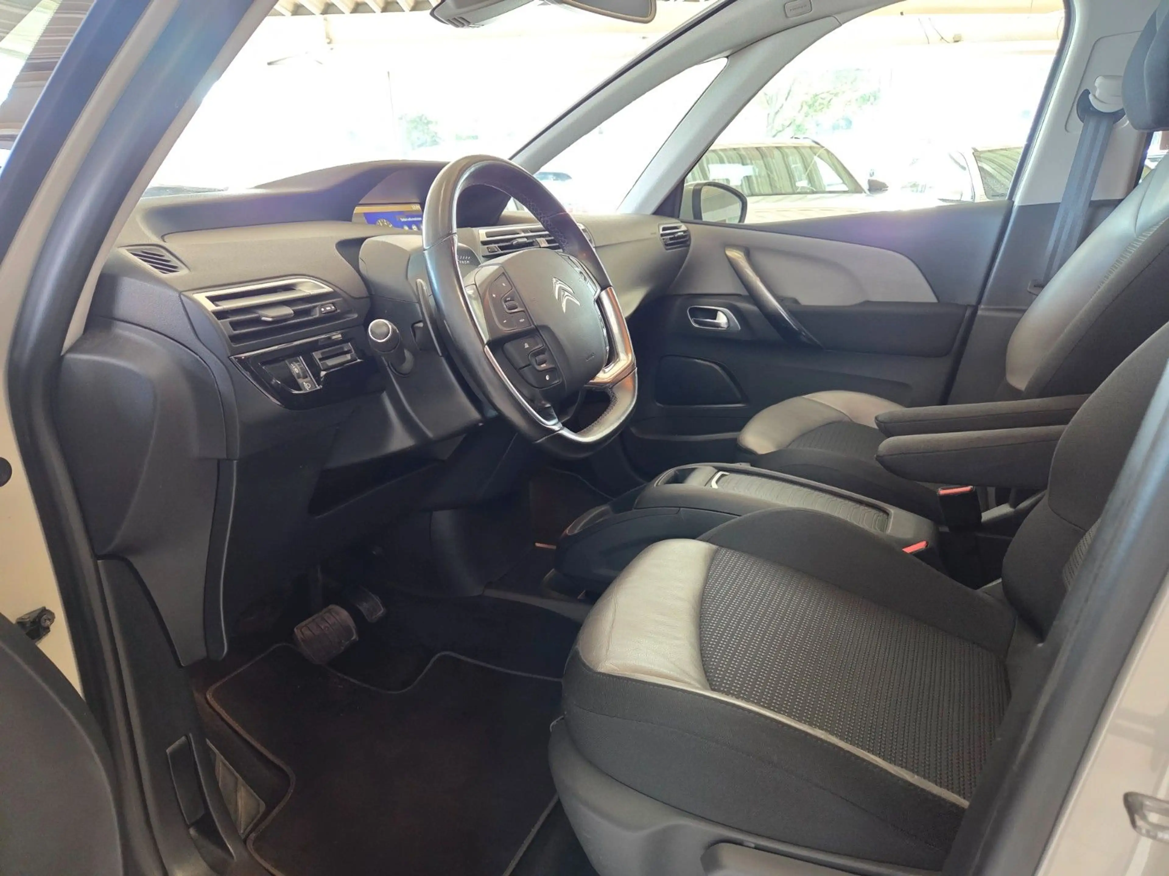 Citroen Grand C4 Picasso /Spacetourer Shine**AUTOMATIK** — photo 9