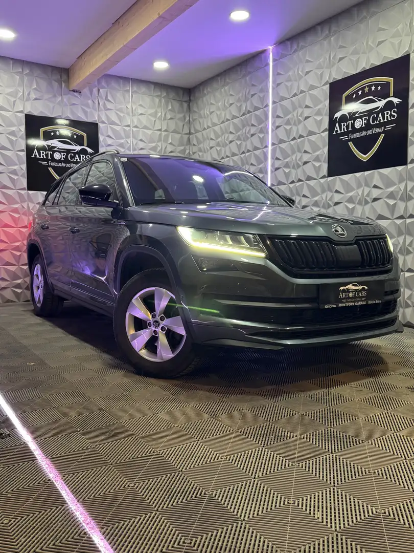 Skoda Kodiaq SPORTLINE 4x4/LED/ACC/AHK/ Ab 333 Euro im Monat Grau - 2