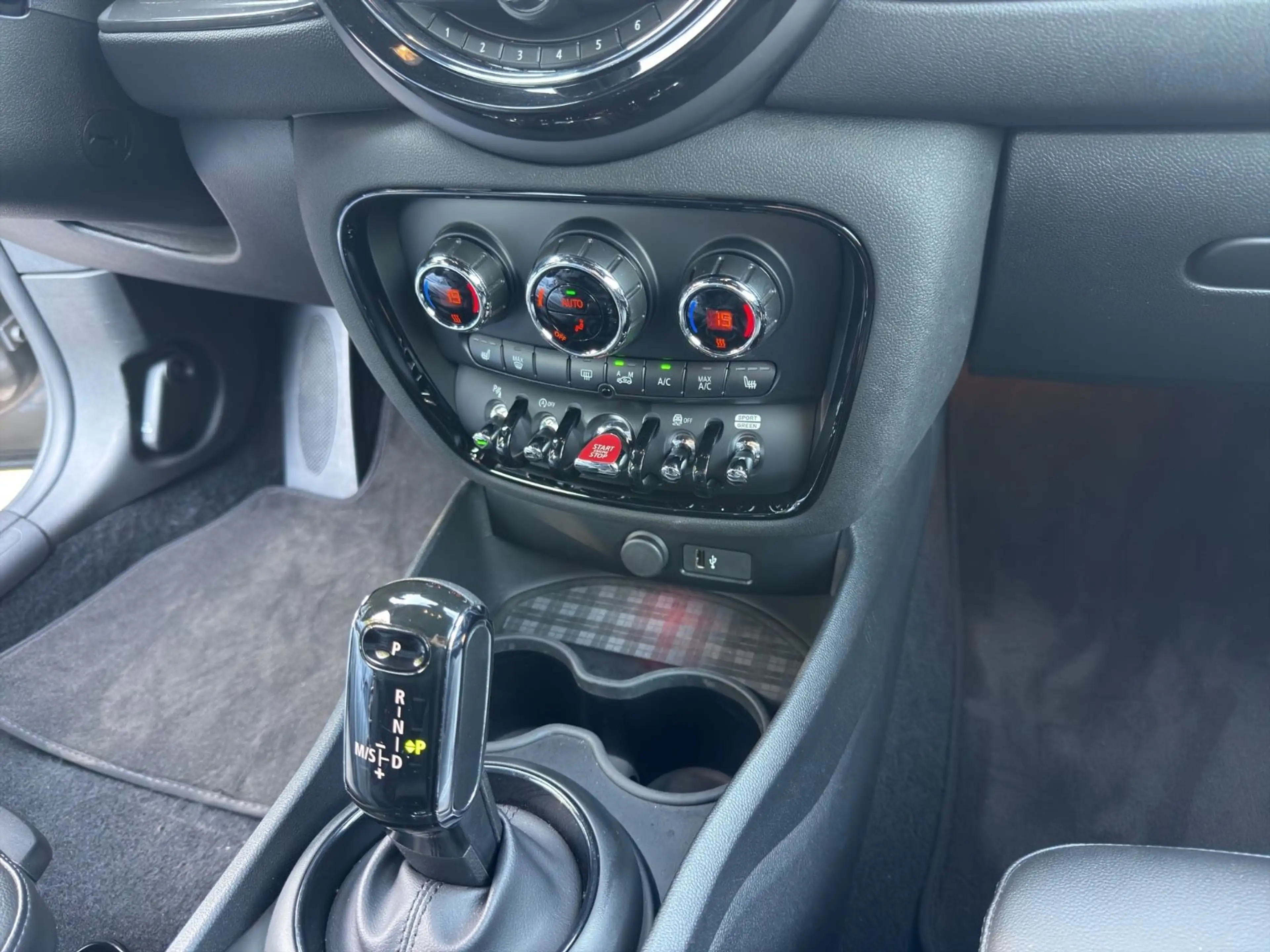 MINI Cooper Clubman Cooper 1.5 Automatik Chili LED DCC — photo 11