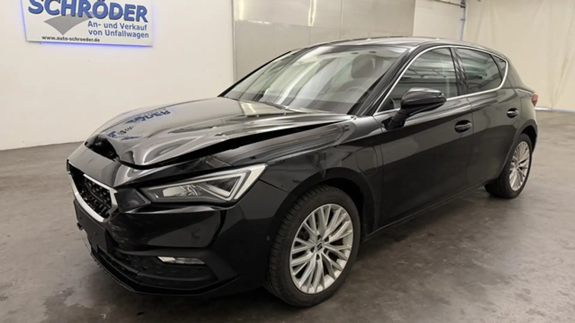 SEAT Leon e-Hybrid Xcellence e-HYBRID *Kamera*ACC*CarPlay* Schwarz - 1