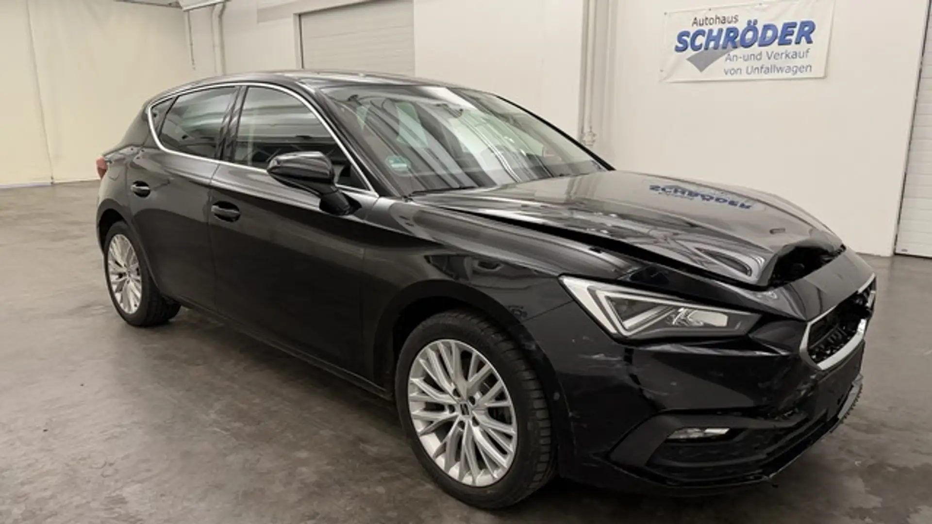 SEAT Leon e-Hybrid Xcellence e-HYBRID *Kamera*ACC*CarPlay* Schwarz - 2