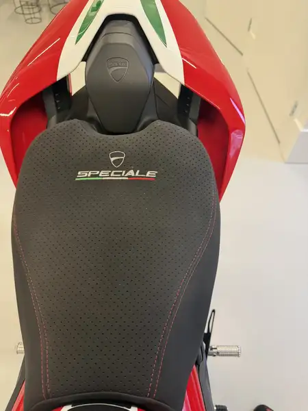 Ducati Panigale V4 - foto 4