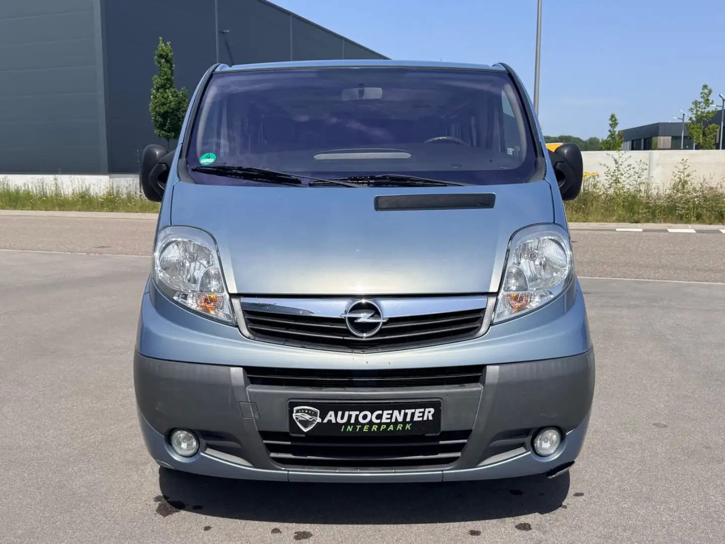 Opel Vivaro /Kombi L2H1/AHK/Klima/9.Sitzer - 2