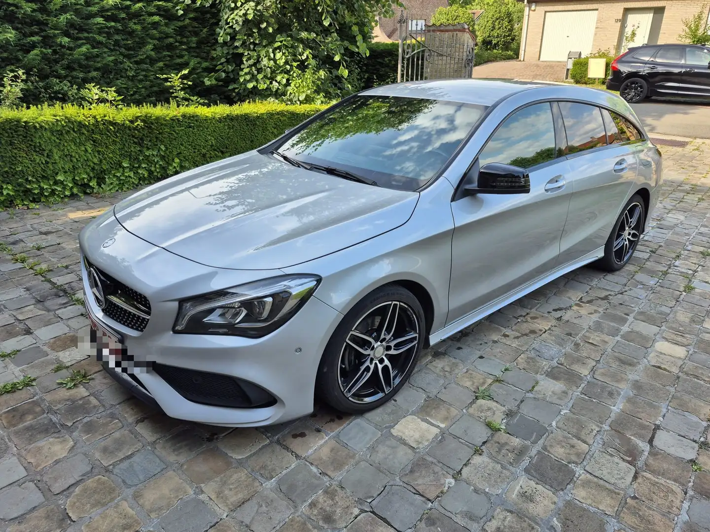 Mercedes-Benz CLA 180 Shooting break Zilver - 1