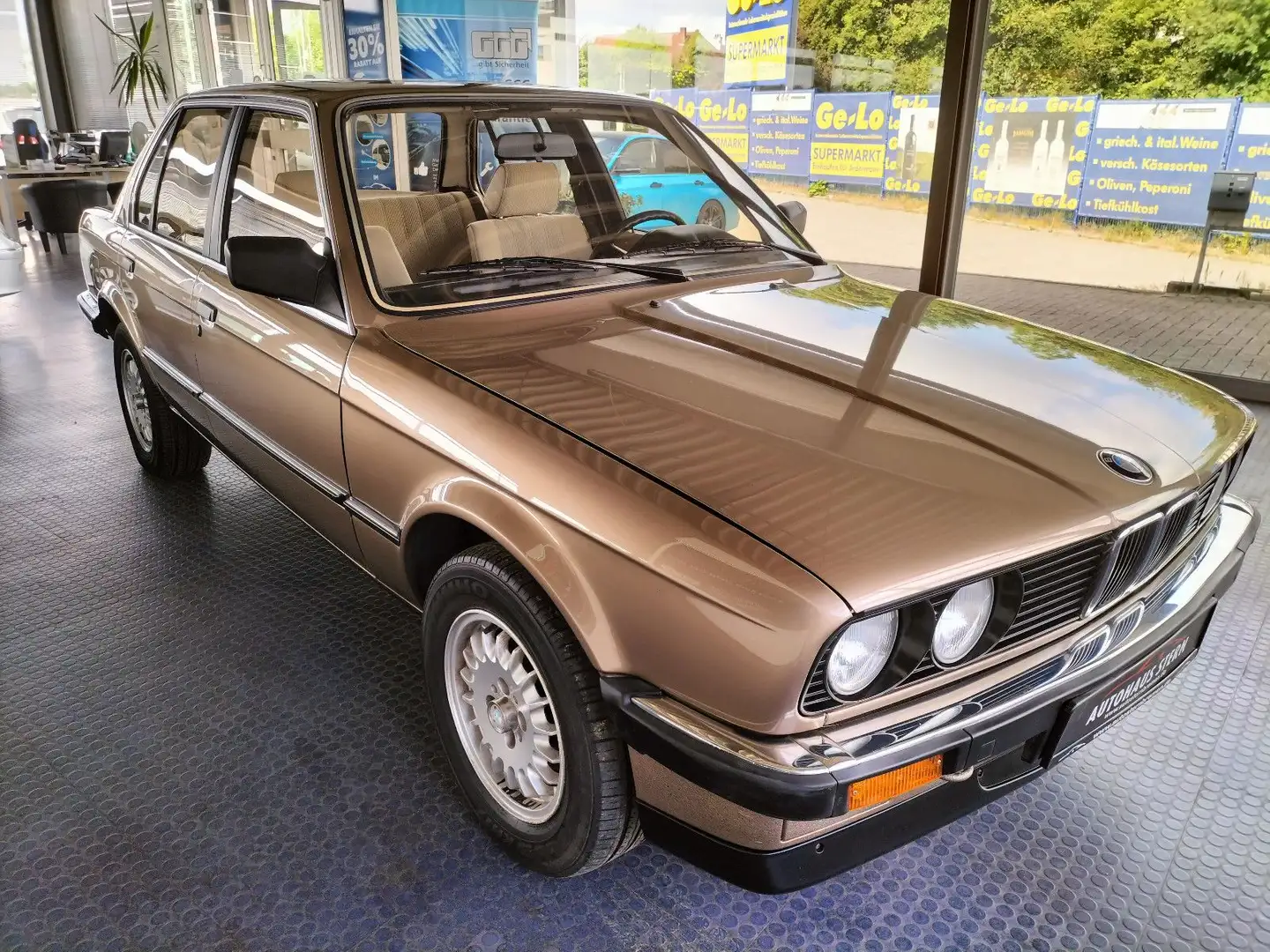 BMW 318 *Limousine*Automatik*Oldtimer mit H-Zulassung Brun - 1