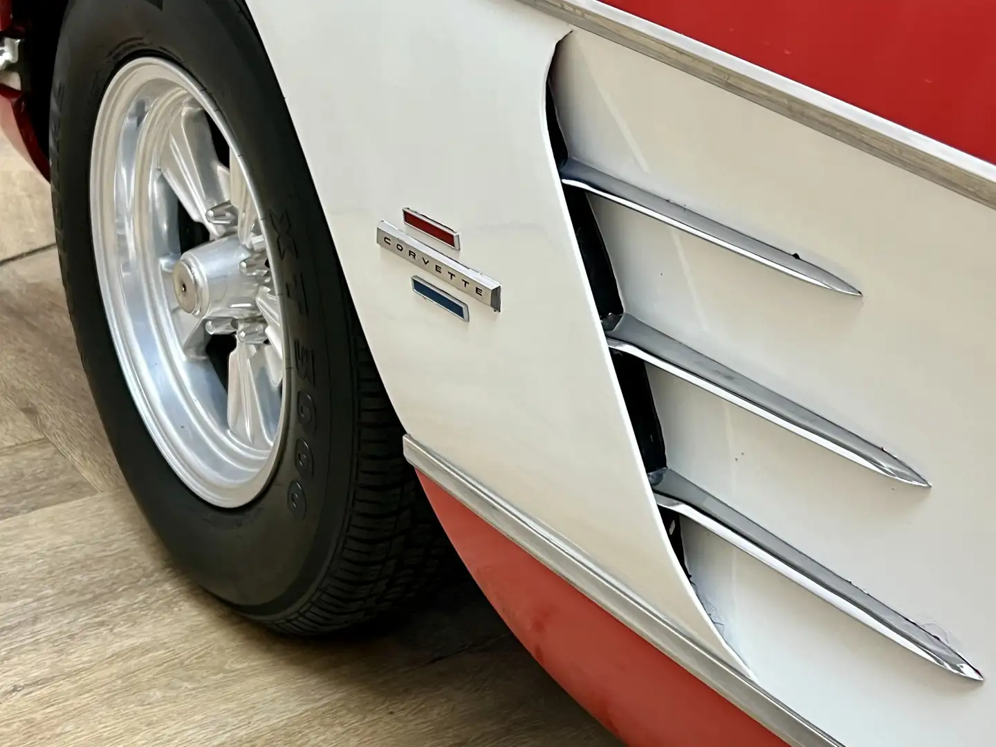 Chevrolet Corvette C1 Cabriolet / M20 Muncie 4-Speed Manual / 1961 / Roşu - 2