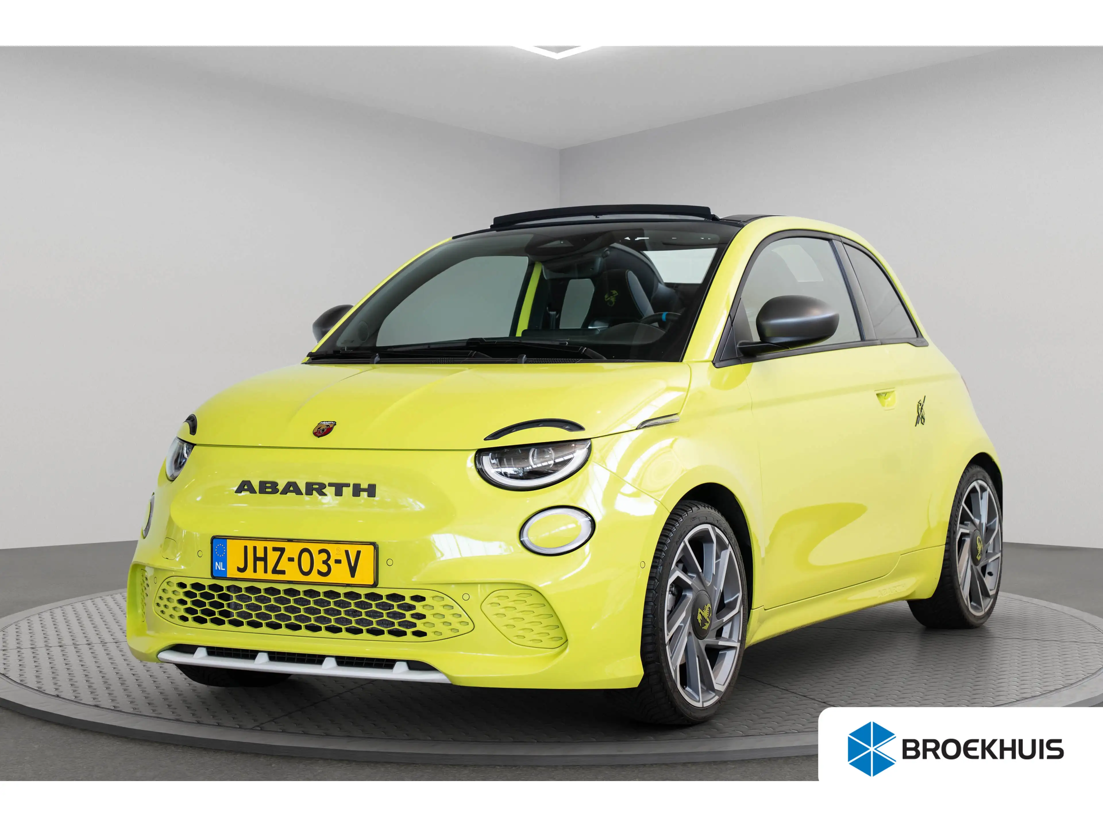 Abarth 500C Turismo 42 kWh | Tot 8 Jaar Garantie | Navigatie |