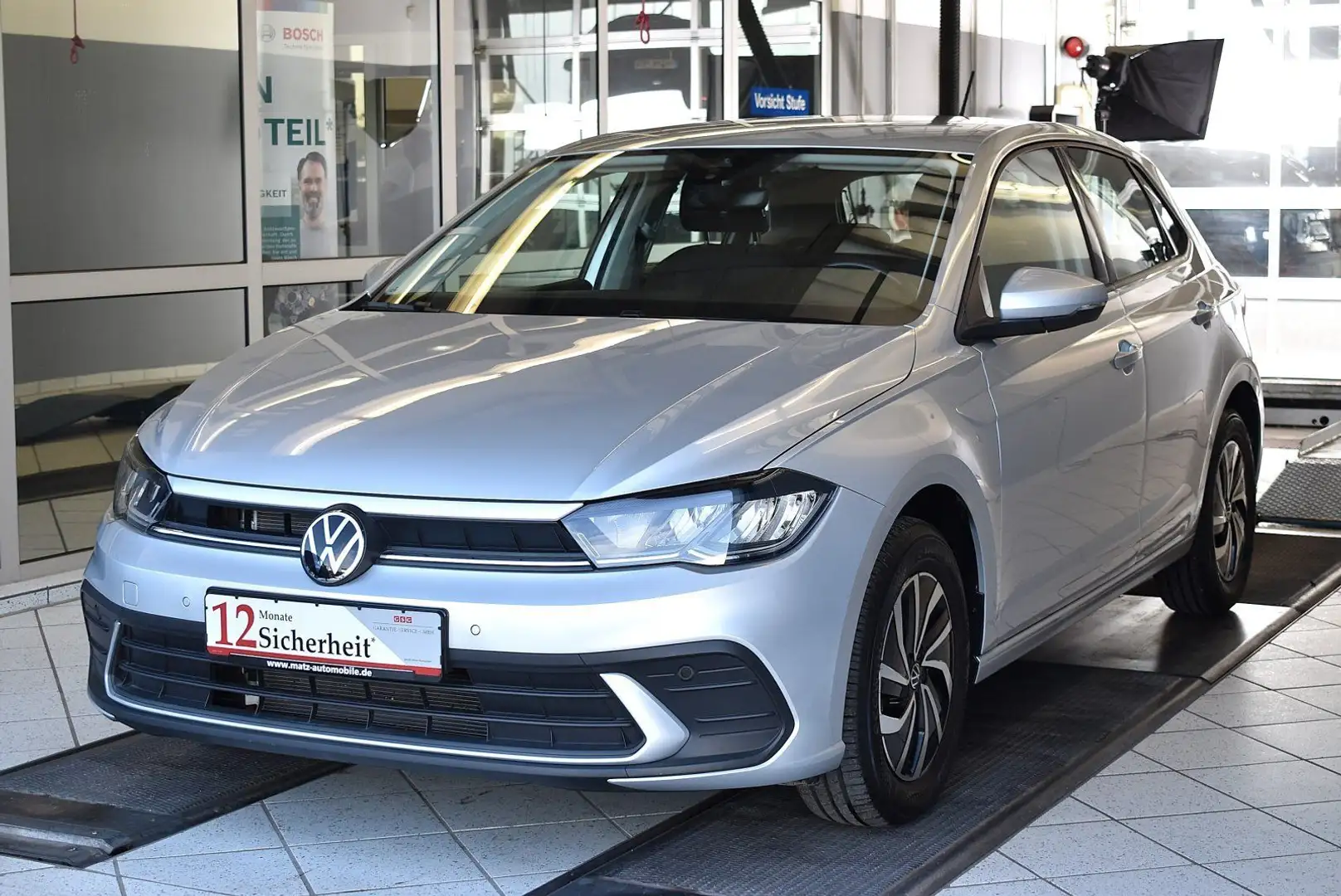 Volkswagen Polo 1.0TSI Life DSG*PDC*Alu*Digital Tacho Silber - 1