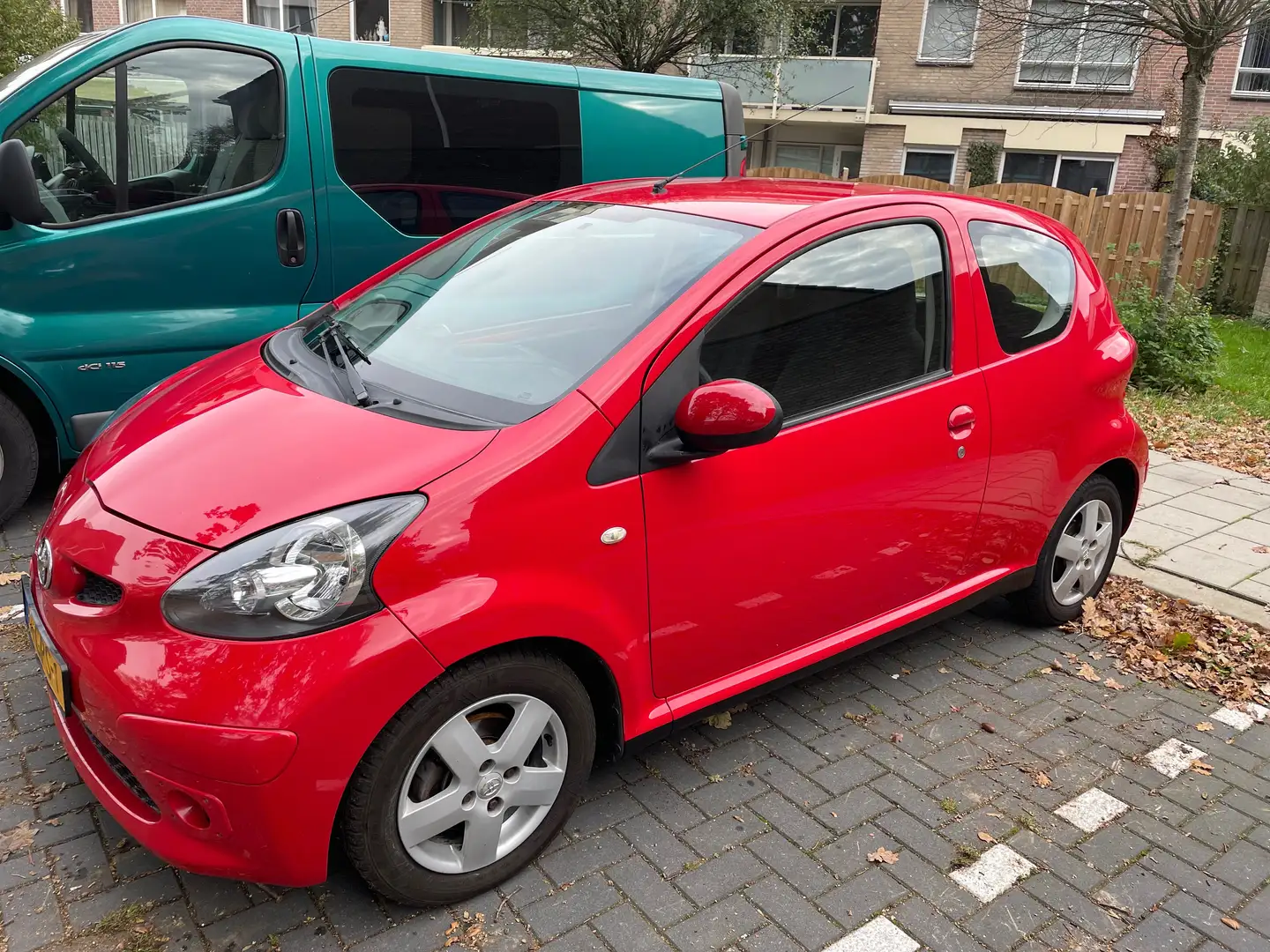 Toyota Aygo Aygo 1.0-12V Sport Rood - 1
