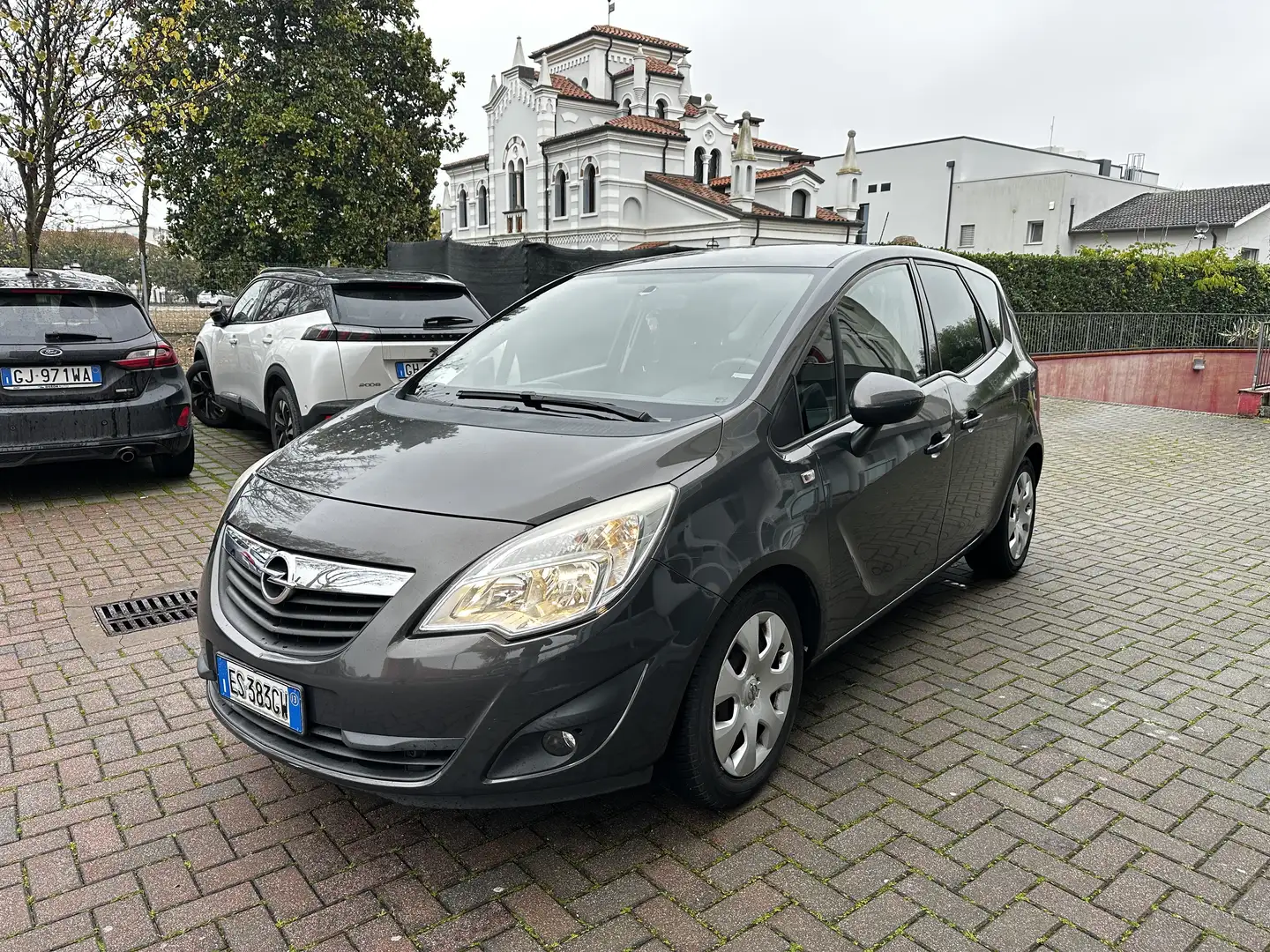 Opel Meriva 1.4t Cosmo Gpl-tech 120cv Per neopatentati - 2
