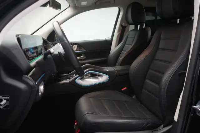 Mercedes-Benz 300 view 12