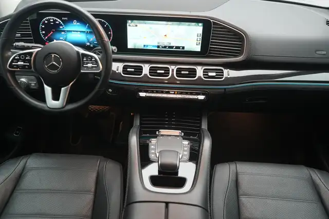 Mercedes-Benz 300 view 14