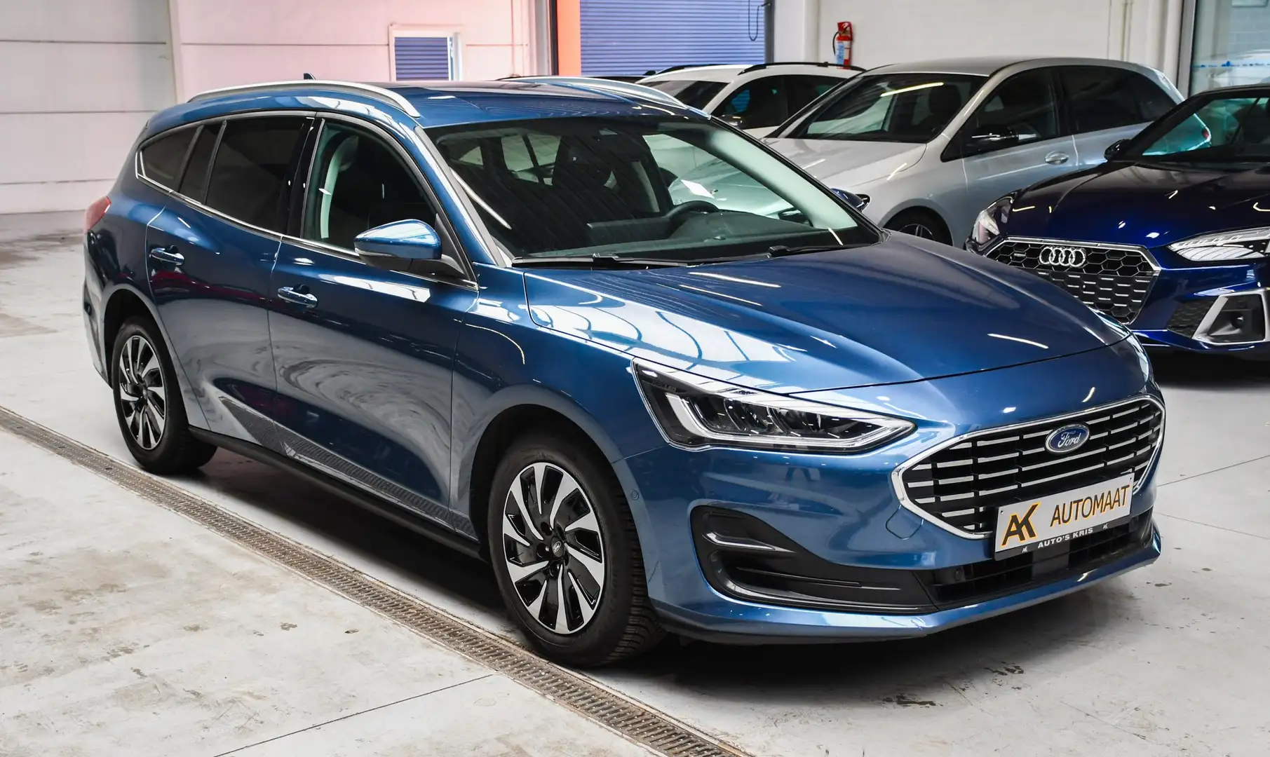 Ford Focus Break 1.5 Automaat Titanium Design - NAVI / CAMERA Blauw - 2