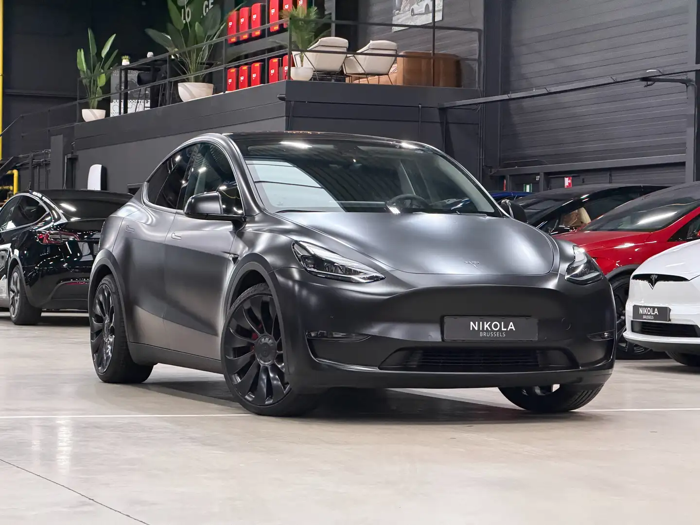 Tesla Model Y PERFORMANCE - SATIN BLACK - 21 WHEELS - AUTOPILOT Noir - 1