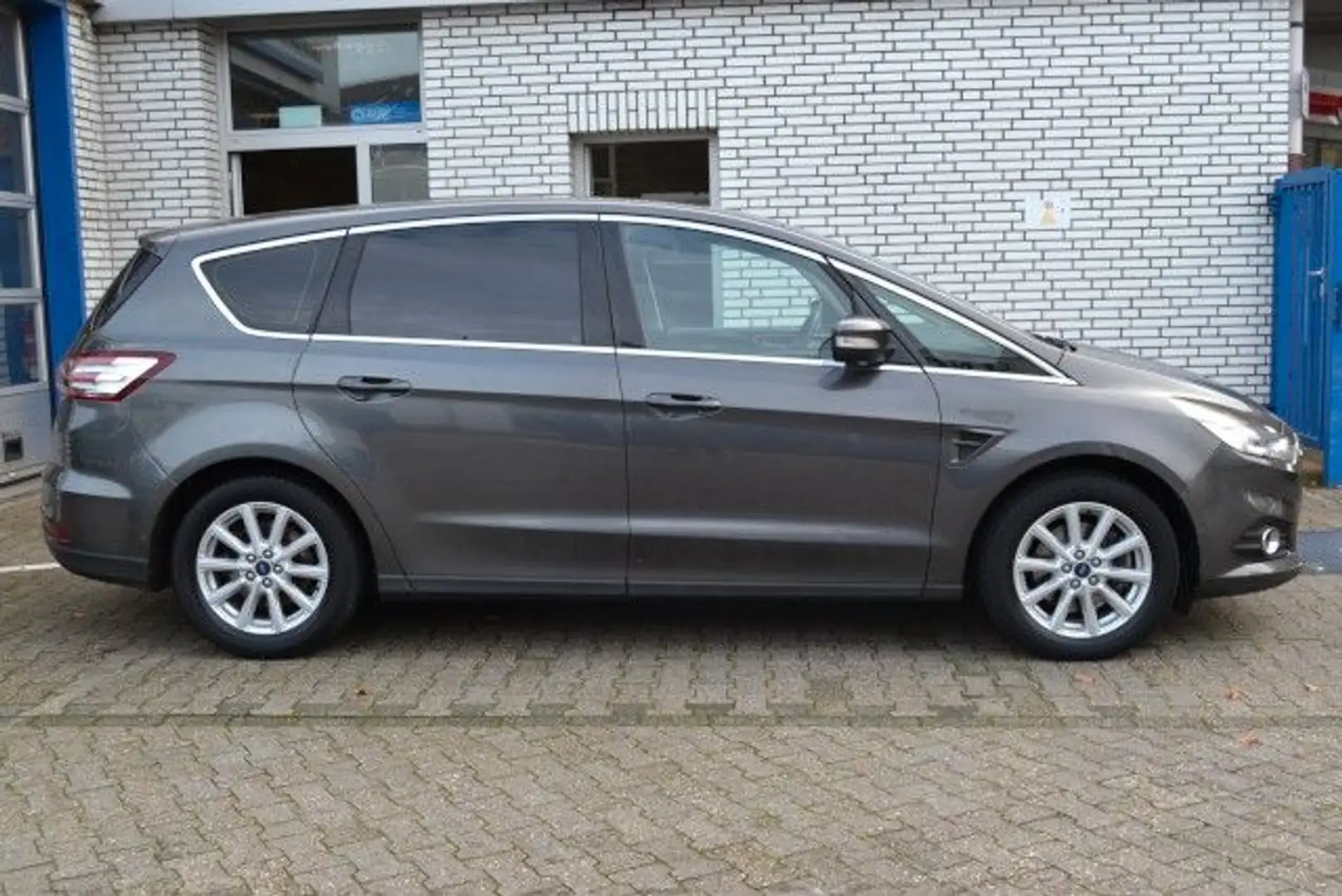 Ford S-Max Titanium ACC e.Heckklappe Gris - 2