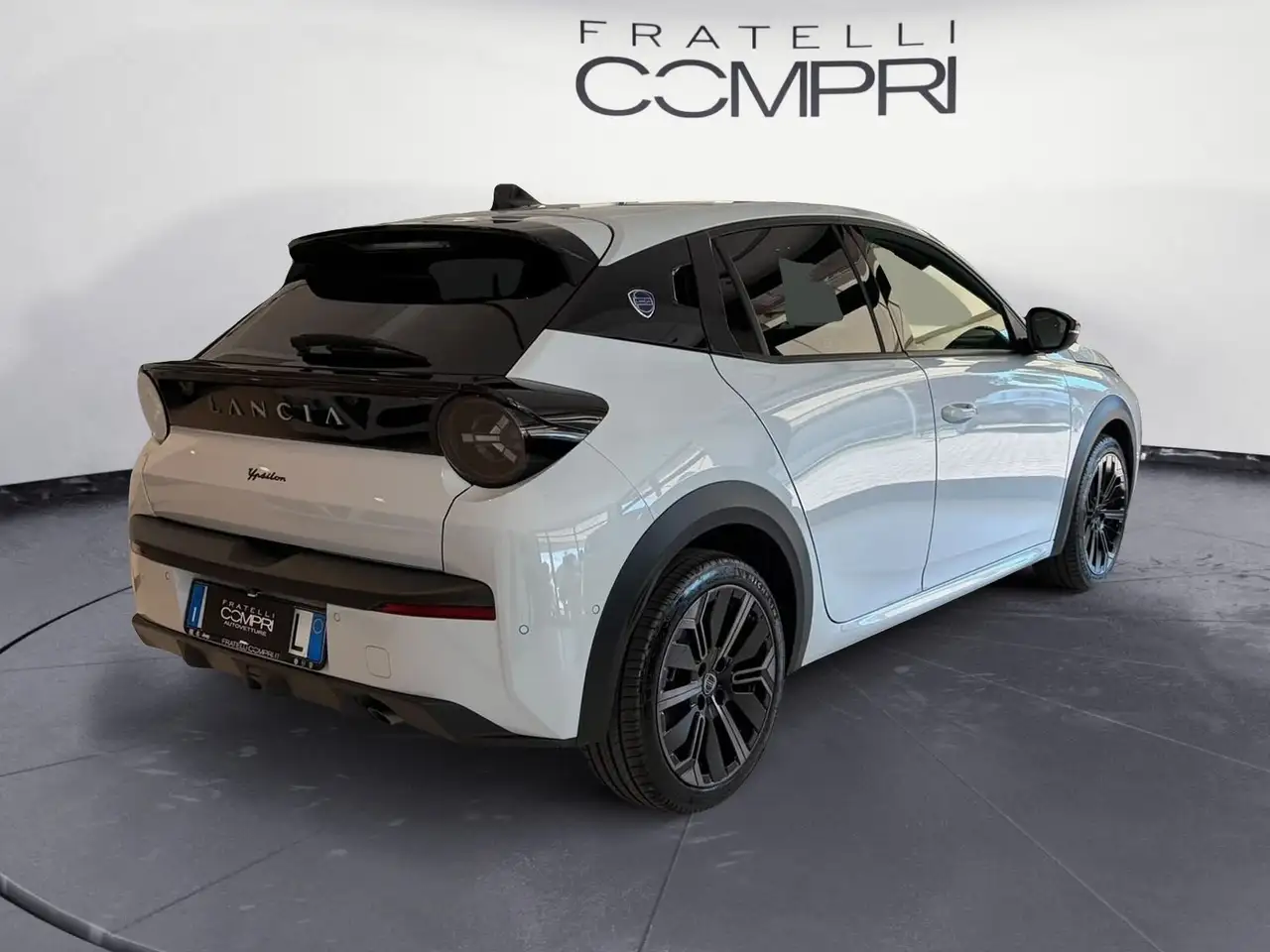 Lancia Ypsilon 2025