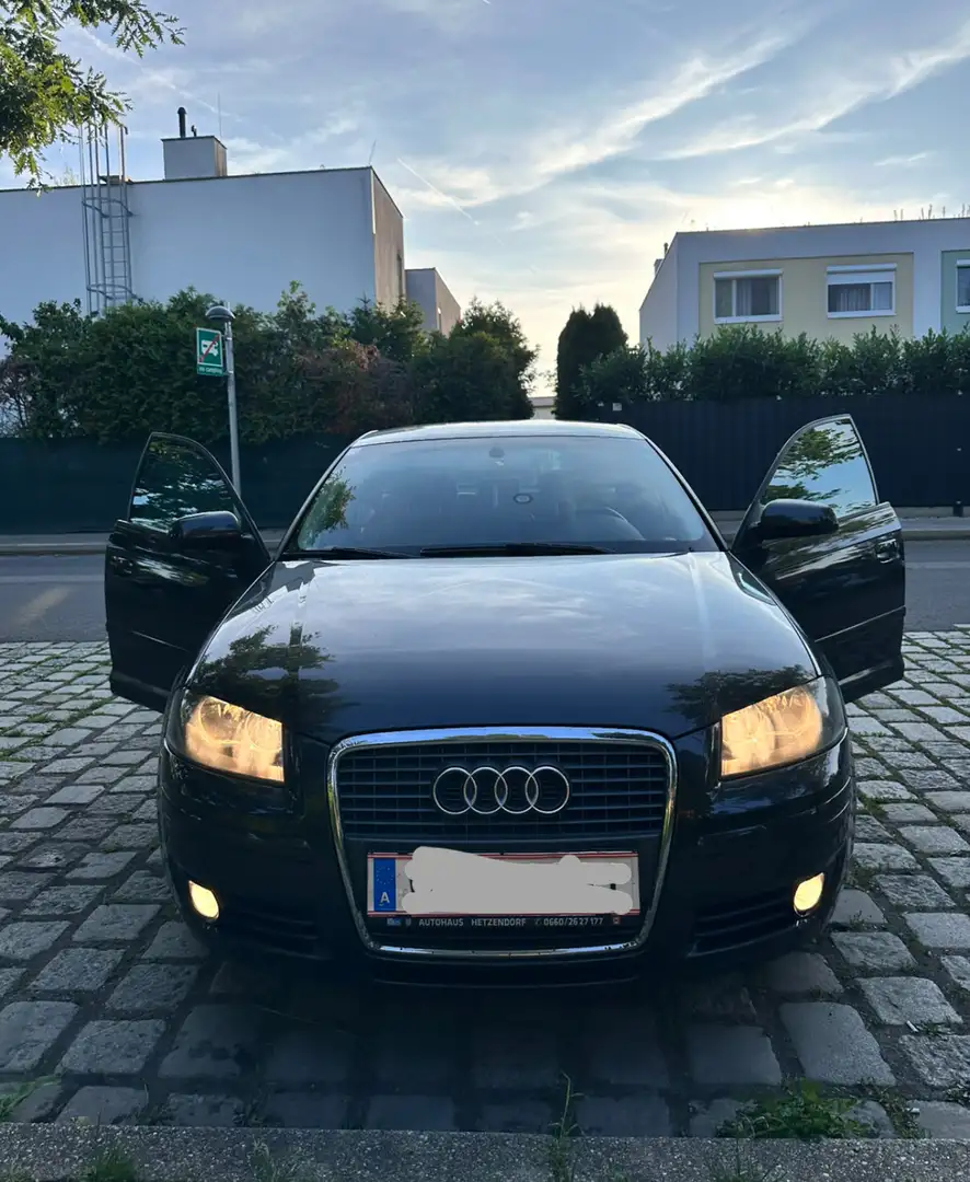 Audi A3 1.9 TDI Attraction Grau - 1