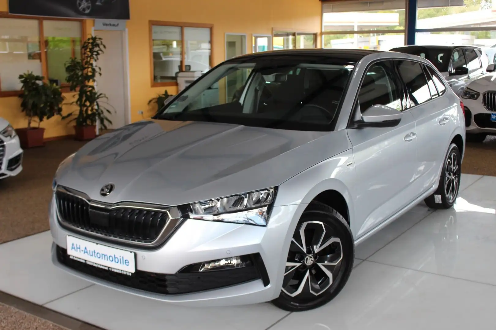 Skoda Scala Drive 125 / AUTOMATIK / R-KAMERA / PANO Silber - 1