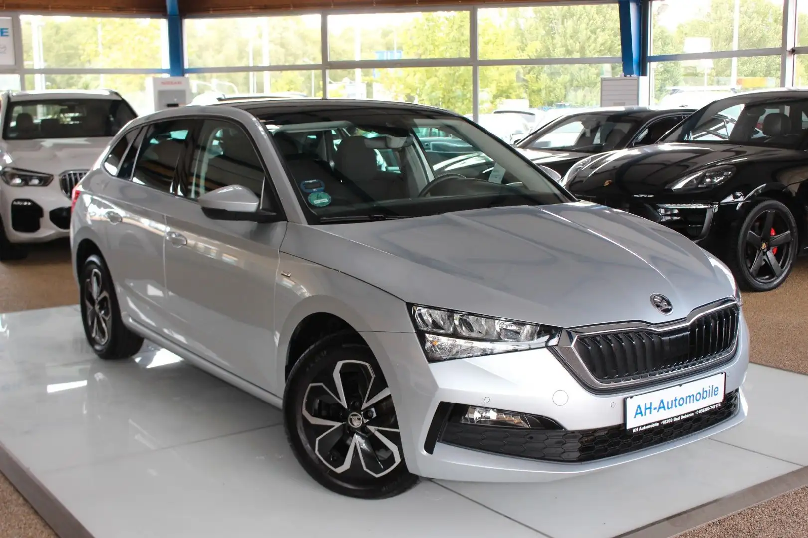 Skoda Scala Drive 125 / AUTOMATIK / R-KAMERA / PANO Silber - 2