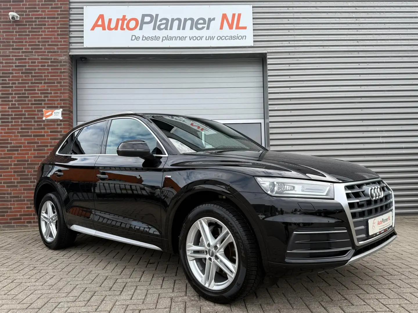 Audi Q5 2.0 TFSI Quattro Sport! S-line! Keyless! Navi! Xen Zwart - 1