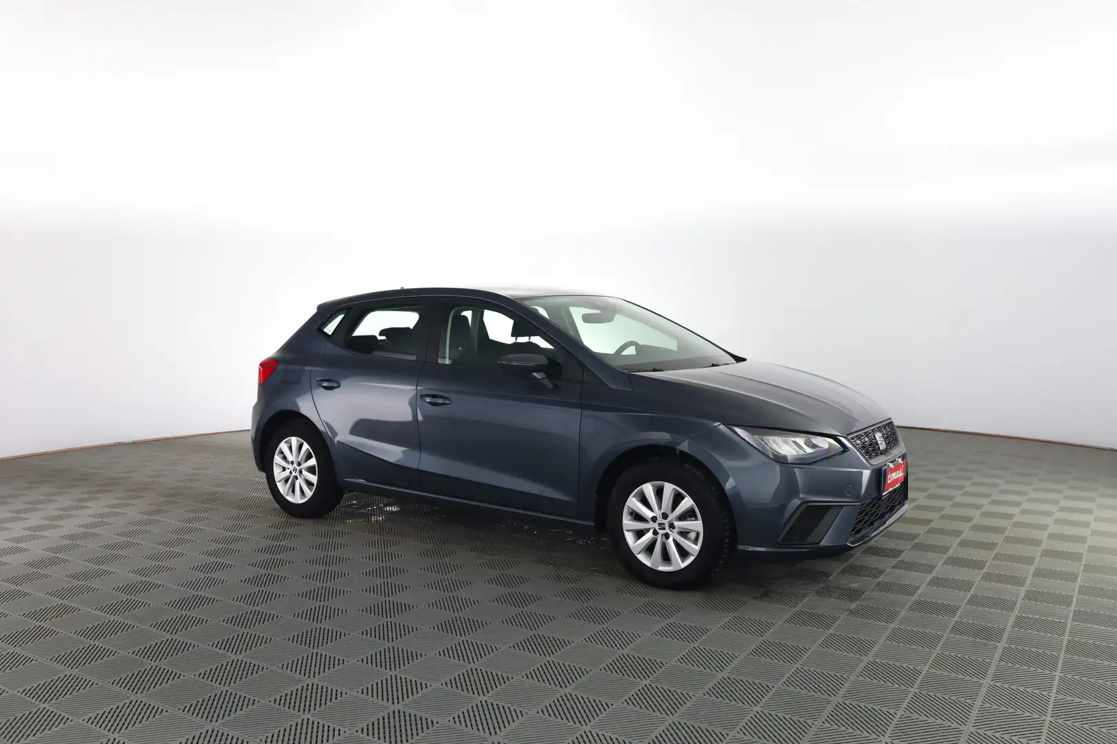 SEAT Ibiza 1.0 EcoTSI 115 CV DSG 5 porte Style Grau - 2