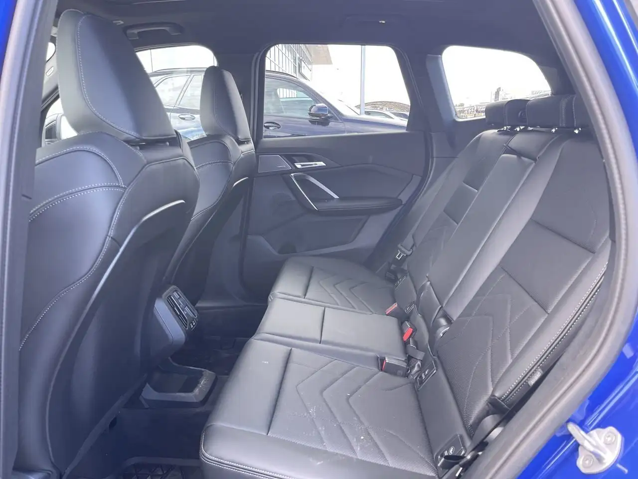 BMW X1 снимка BMW X1