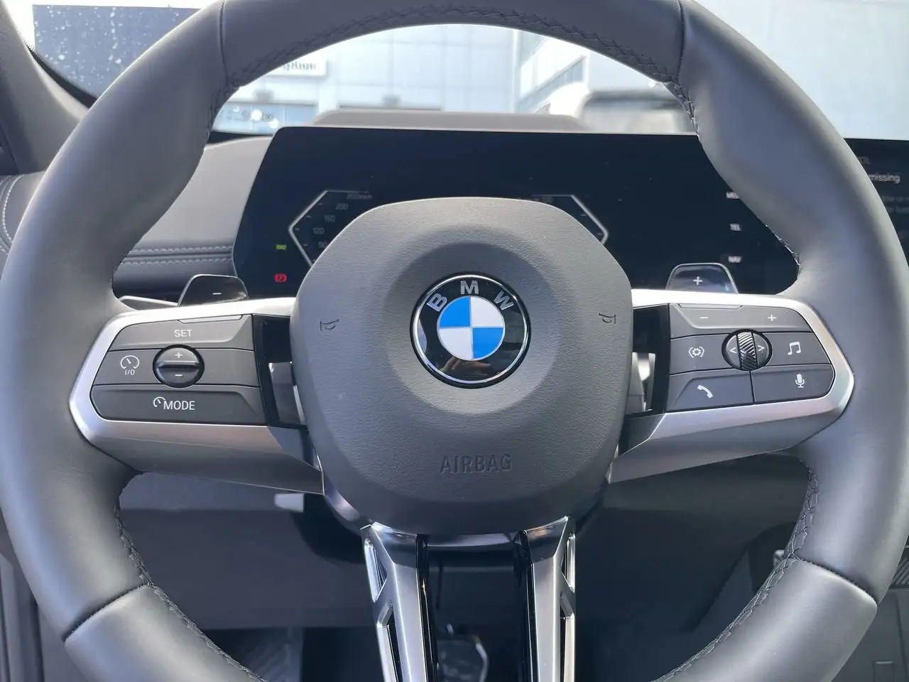 BMW X1 снимка BMW X1