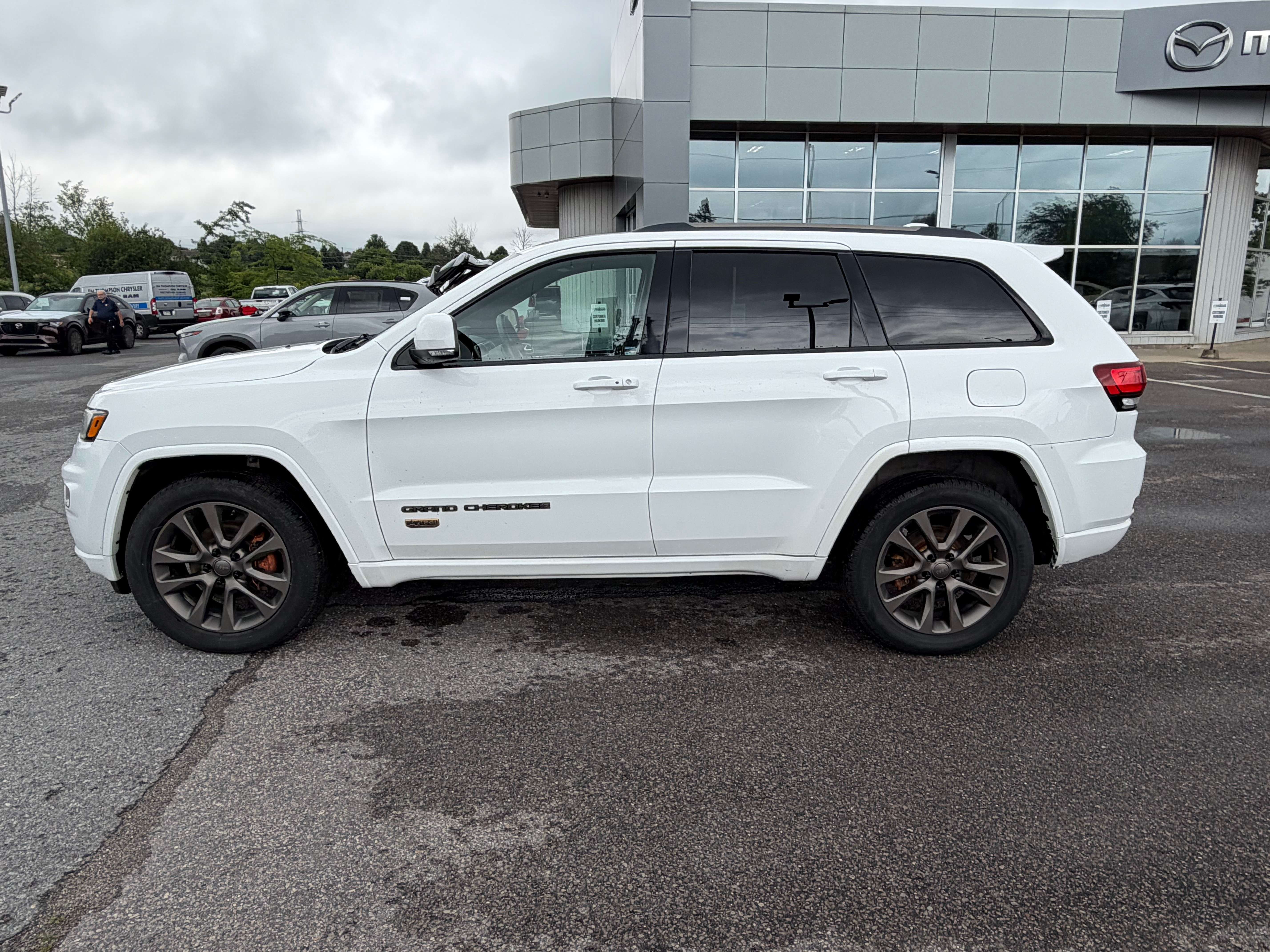 2017 Jeep Grand Cherokee Limited 75th Anniversary — снимка 1