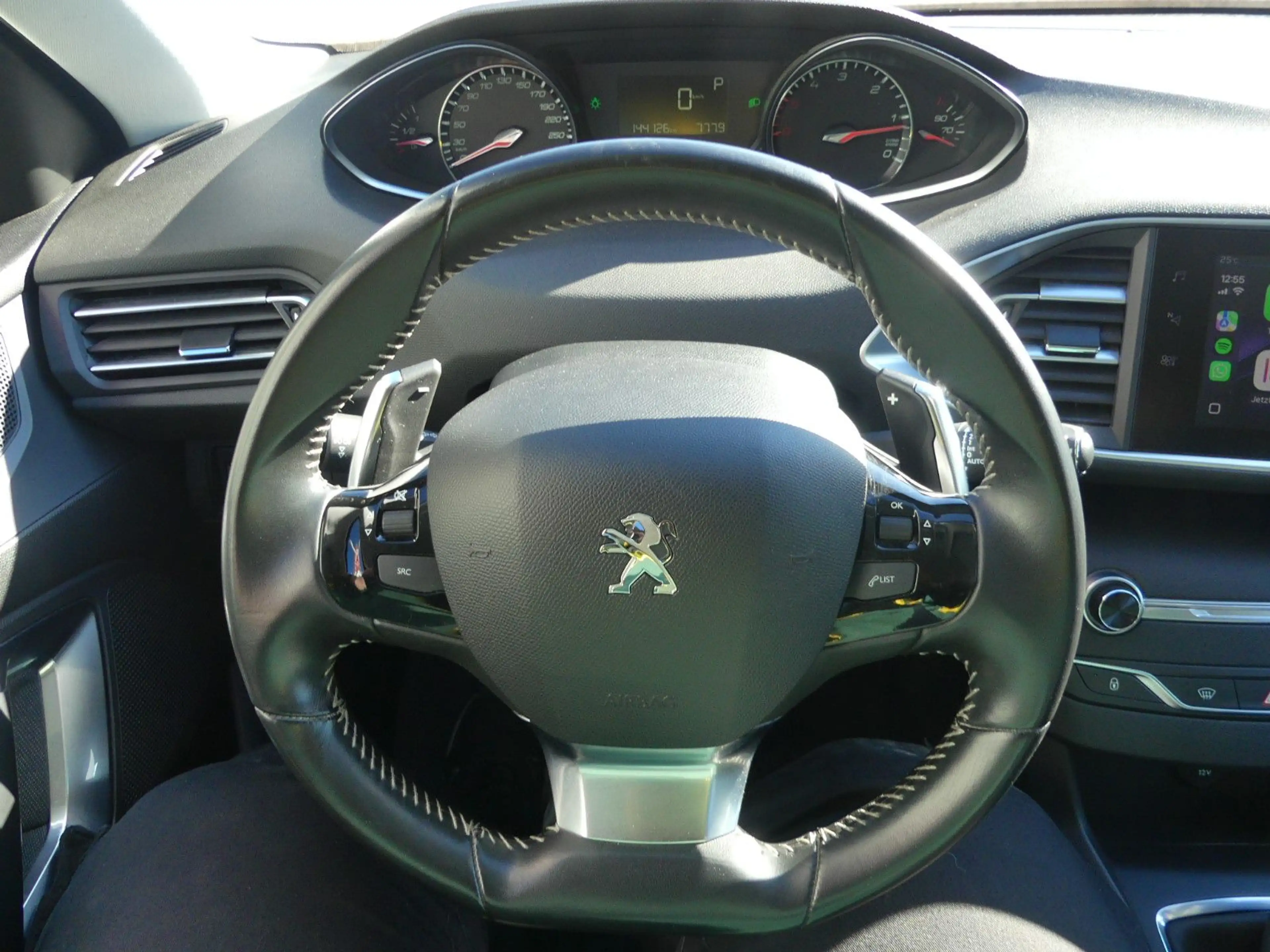 Peugeot 308 SW/Carplay/KeylessGo/Tempom./LED — photo 12