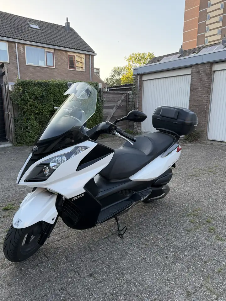 Kymco Downtown 300i