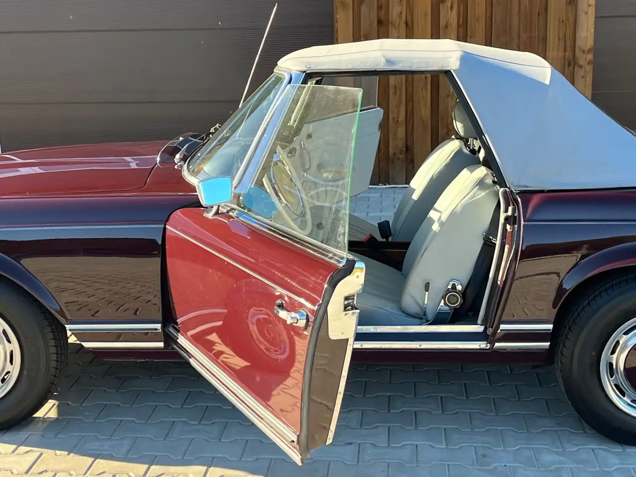Mercedes-Benz 280 SL R113 Pagode Cabrio mit Automatik, foto 12