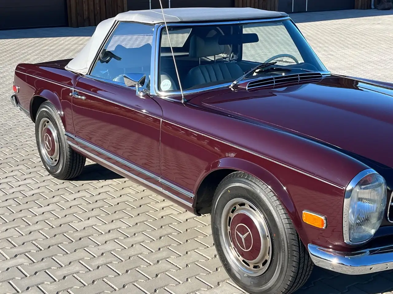 Mercedes-Benz 280 SL R113 Pagode Cabrio mit Automatik, foto 8