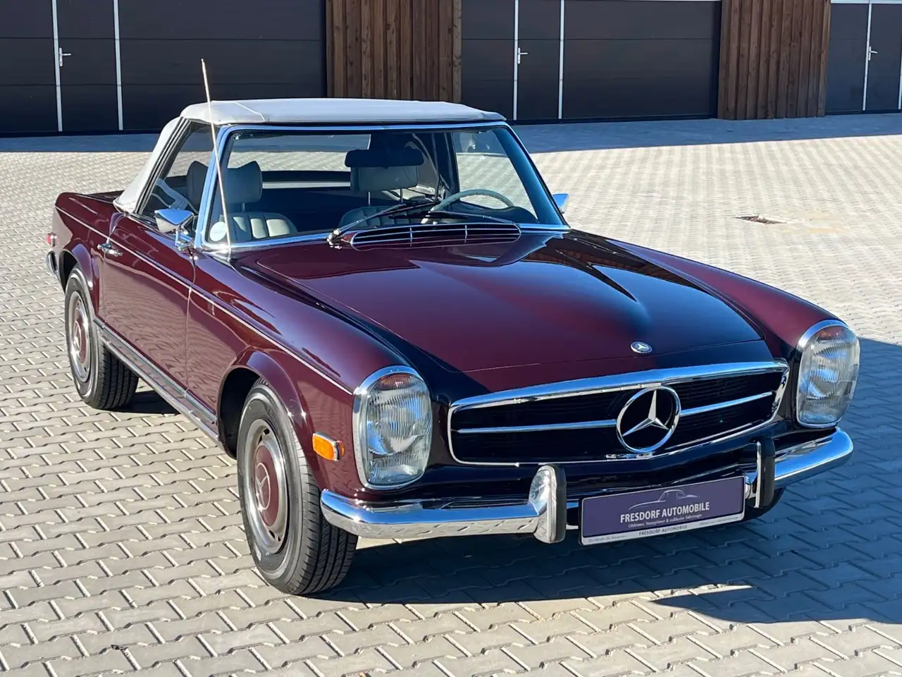 Mercedes-Benz 280 SL R113 Pagode Cabrio mit Automatik, foto 5