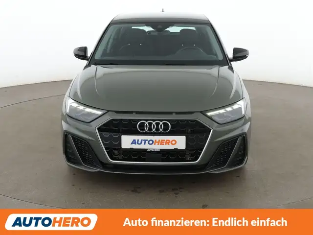 Audi A1 view 9