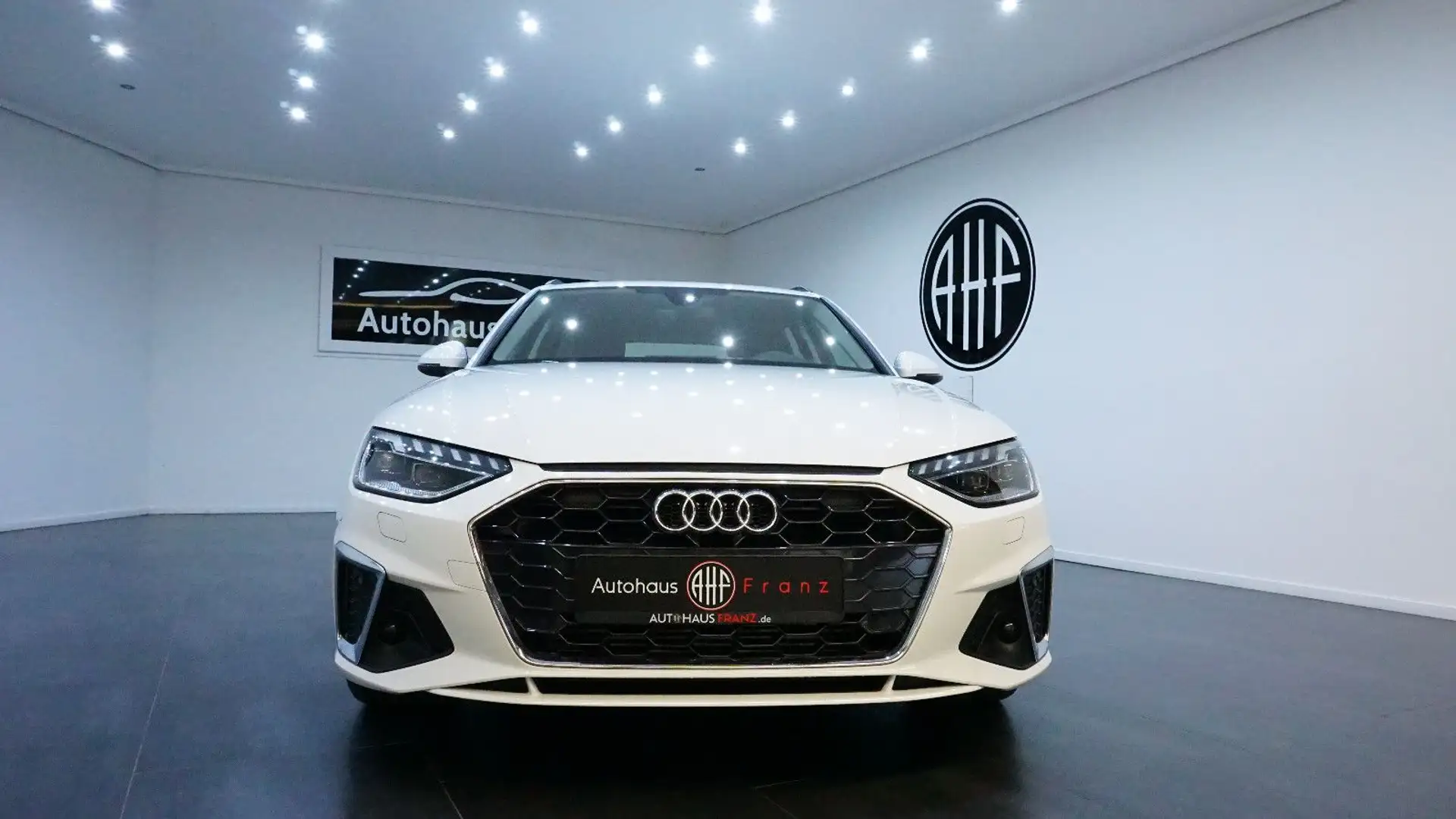 Audi A4 Avant g-tron S line*H-up*KAM*SHZ*SBL Weiß - 2