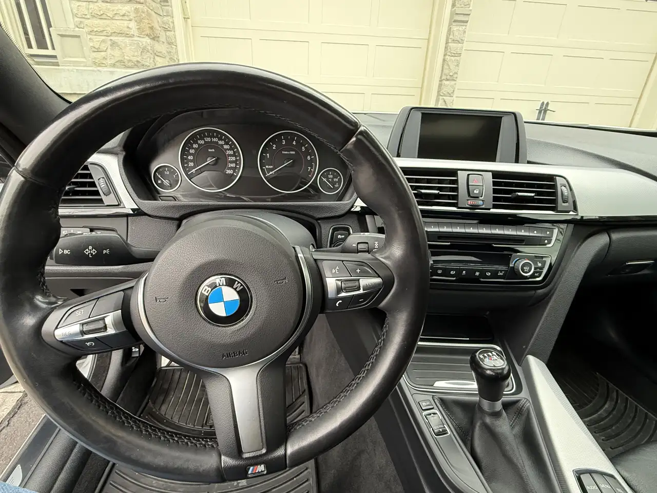 BMW 4 Series снимка BMW 4 Series
