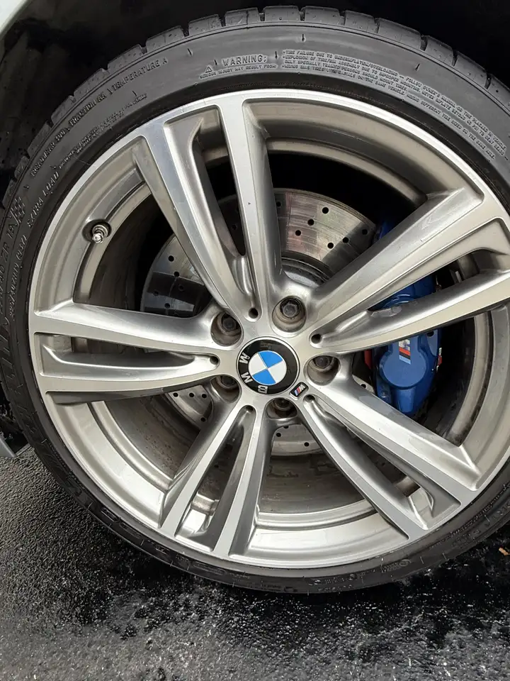 BMW 4 Series снимка BMW 4 Series