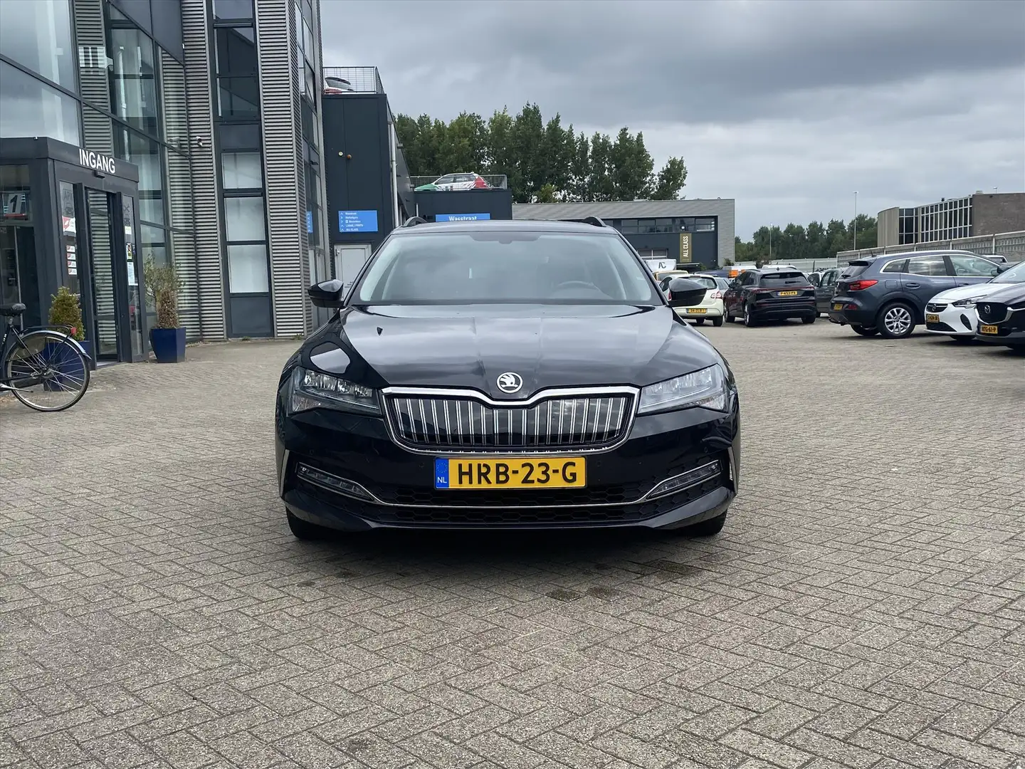 Skoda Superb Combi 1.4 TSI PHEV 217pk DSG-6 Business Edition | Noir - 2