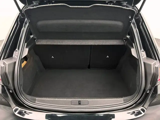 Peugeot 208 view 19